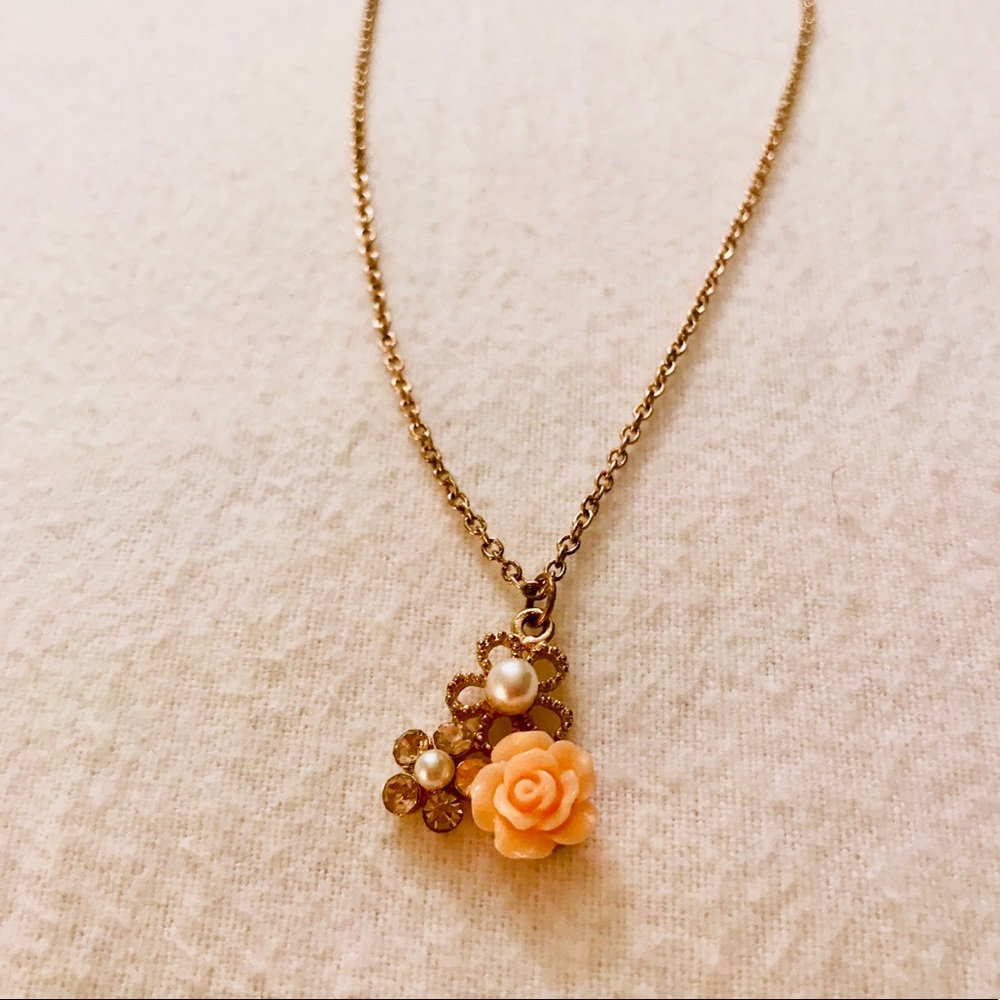 Beautiful Floral Pearl Gold Necklace, Resin Rose